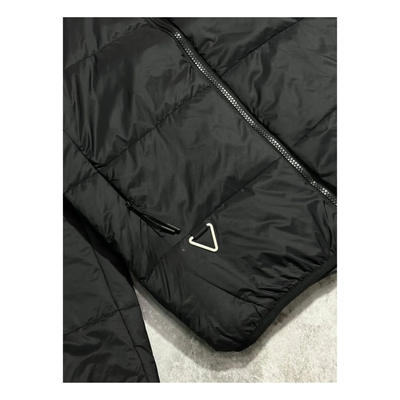Windbreaker coat