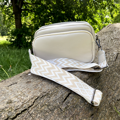 Forma Curve Crossbody